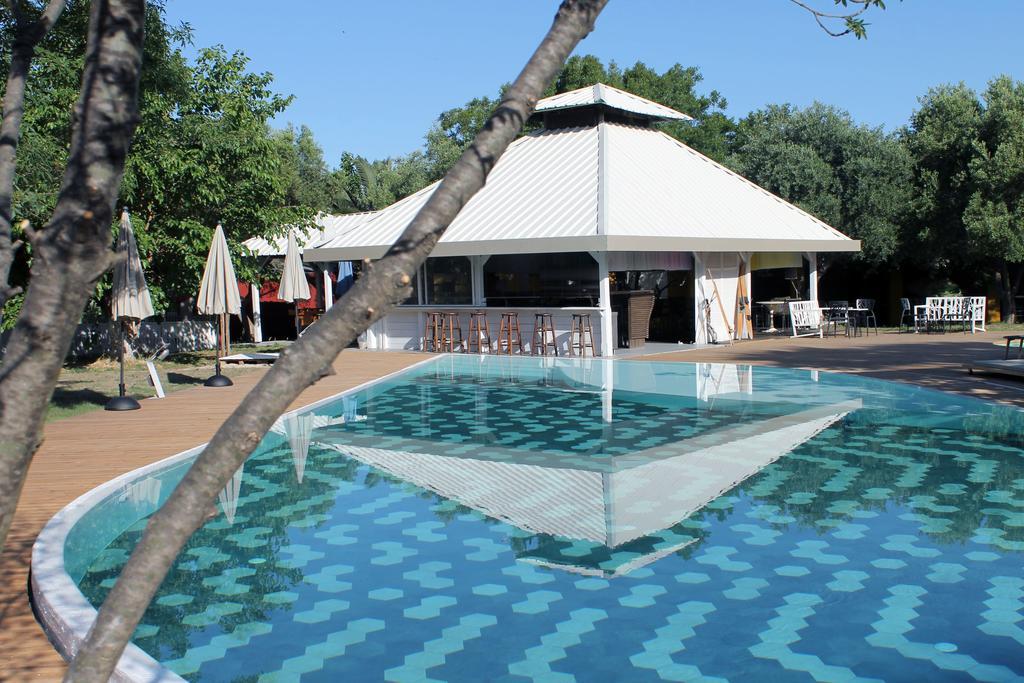Despotiko Apt. Hotel & Suites Torone Exterior foto